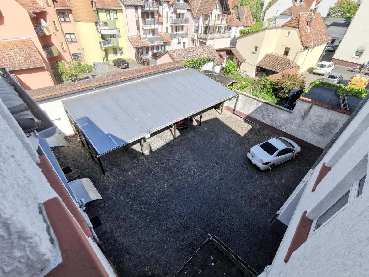 Hotel-Pension Zum Hirsch Hattersheim am Main Exteriér fotografie